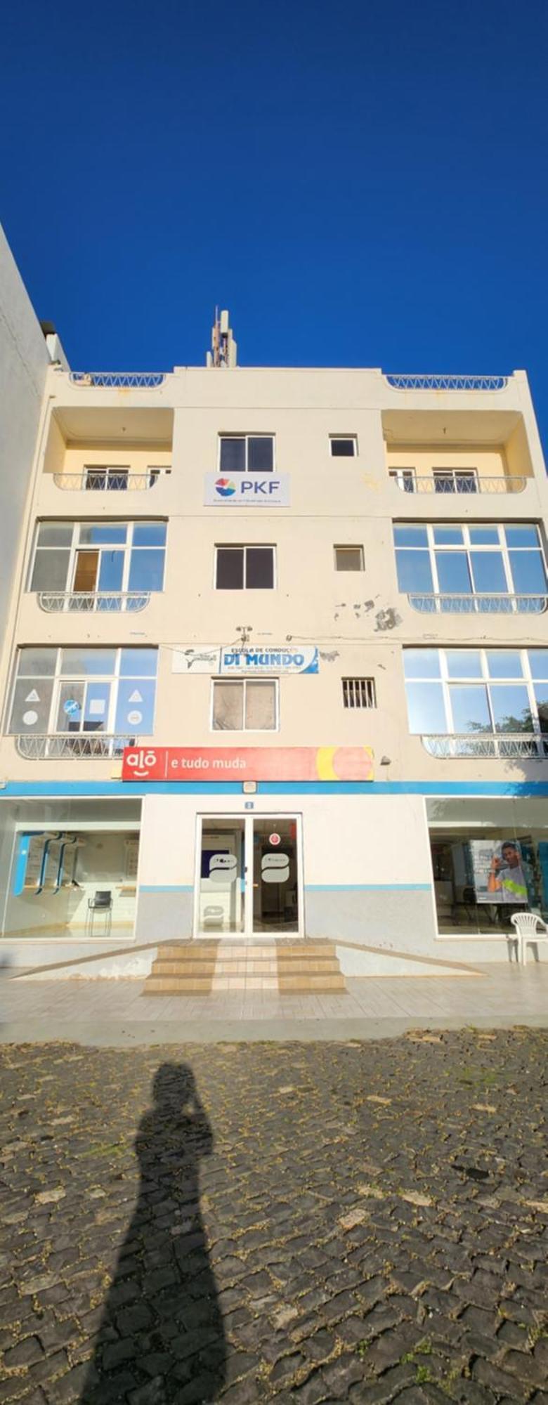 Meeting Point Hostel- Praia, Also In Tarrafal & Fogo-no Cash Accepted Praia