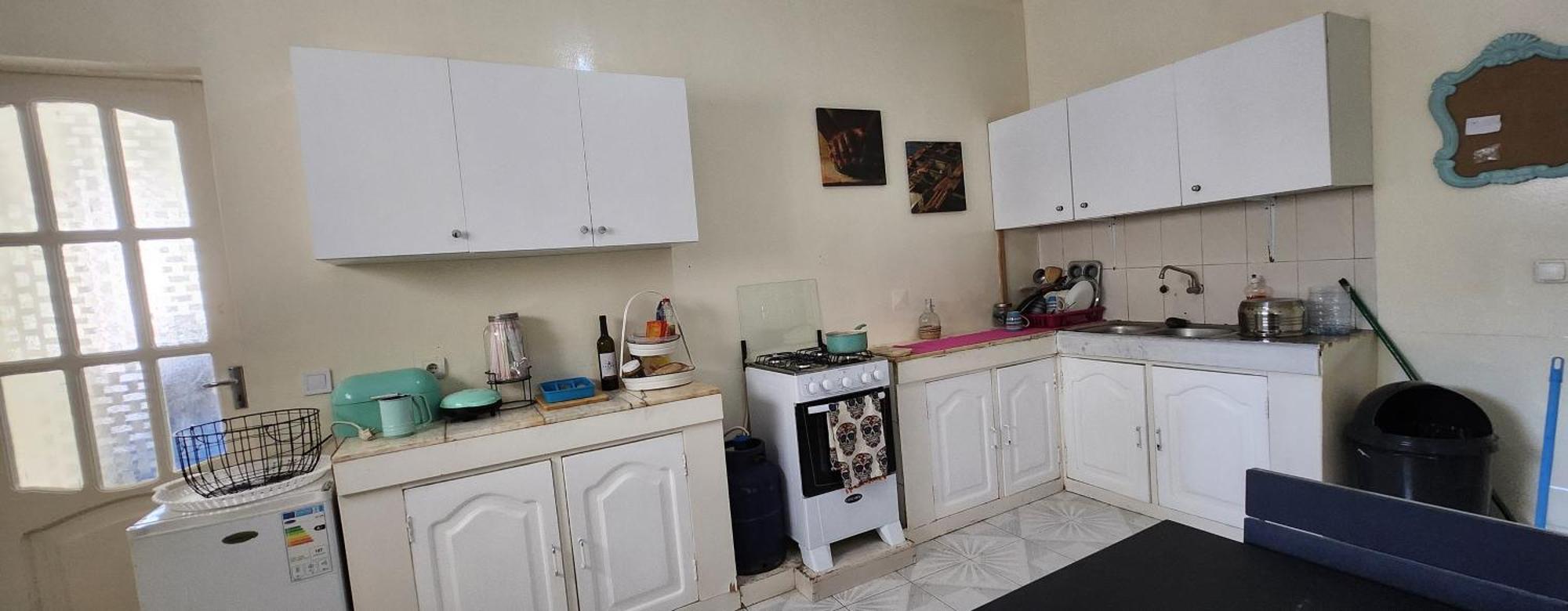 No Cash Accepted-meeting Point Hostel- Praia, Also In Tarrafal & Fogo Hostel