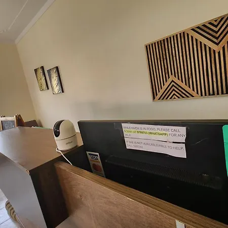 No Cash Accepted-Meeting Point Hostel- Praia, Also In Tarrafal & Fogo Exterior photo